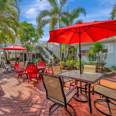 Sea Gem One Bed One Bath Charmer Steps To Beach Bradenton Beach Exterior foto